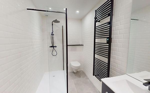 Maison à vendre    5 pièces • 185 m2 Saint-Bernard