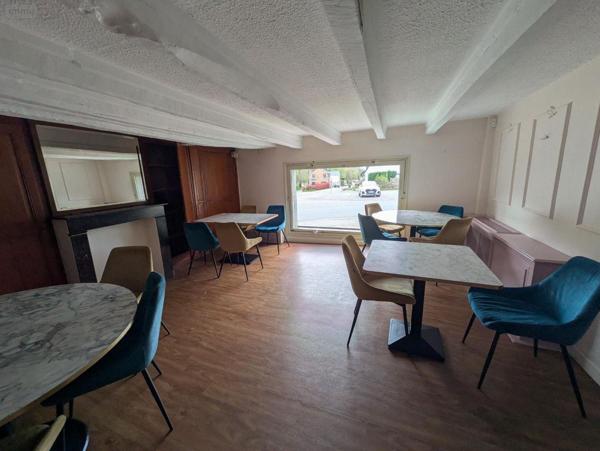 Murs commerciaux à vendre à Bergues dans le Nord (59380), ref : W4048