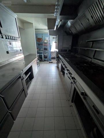 Murs commerciaux à vendre à Bergues dans le Nord (59380), ref : W4048