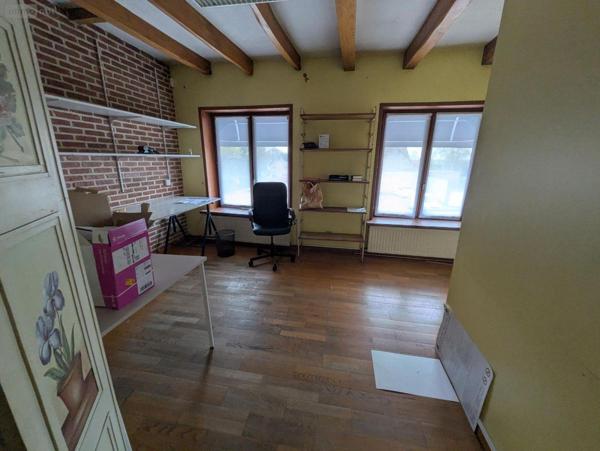 Murs commerciaux à vendre à Bergues dans le Nord (59380), ref : W4048