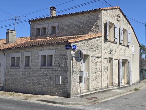 Maison 86 336 € Archiac 3 p 93 m² DPE D