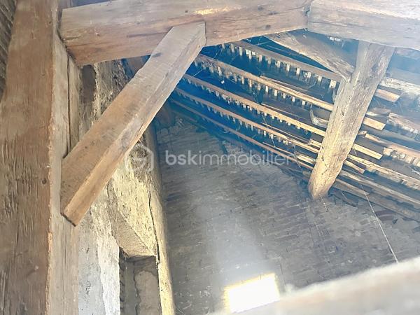 Local de stockage de 60 m²