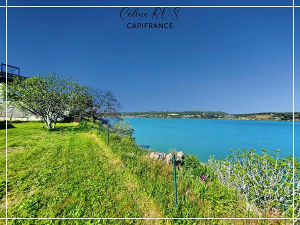 Vue panoramique en première ligne sur l'Étang de l'Olivier – Demeure de caractère avec exceptionnel potentiel de valorisation