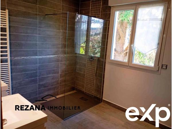 Hameau de Vosves, Maison familiale rénovée 120m² - Terrain 1860m²