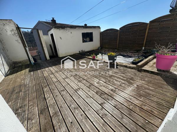 Maison mitoyenne 6ch. 180 m2 entièrement rénovée