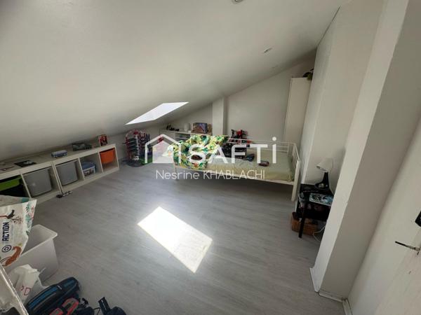 Maison mitoyenne 6ch. 180 m2 entièrement rénovée