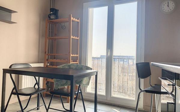 Appartement à louer    1 pièce •  Orléans