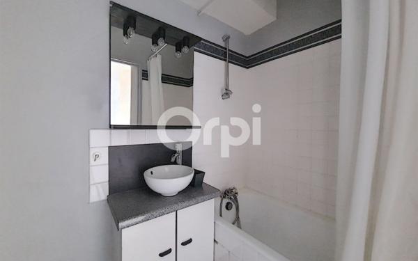 Appartement à louer    1 pièce •  Olivet