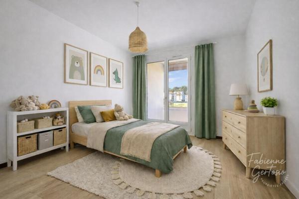 HYERES EST ! T3 de 84m2 avec cave et garage double