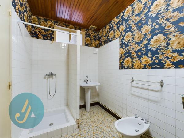 Arquian (58310) Maison de village polyvalente à Arquian : résidence principale, secondaire ou investissement locatif