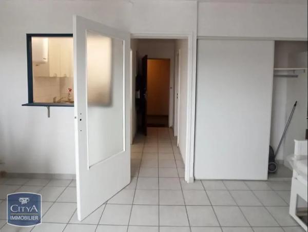 Appartement à louer 1 pièce 27.24m²