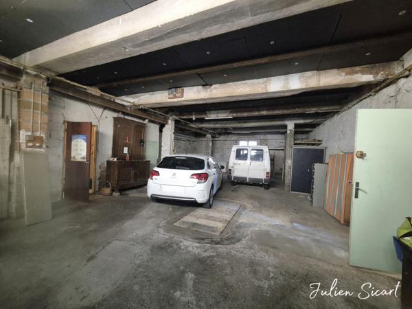 Maison de village 11 pièces à Saint-Paul-de-Fenouillet, garage et jardin