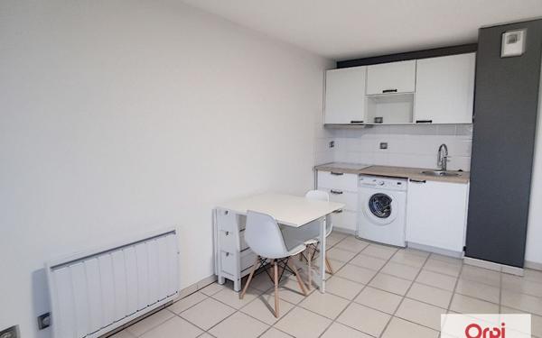 Appartement à louer    1 pièce • 28,55 m2 Montluçon