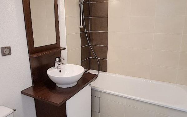 Appartement à louer    1 pièce • 28,55 m2 Montluçon