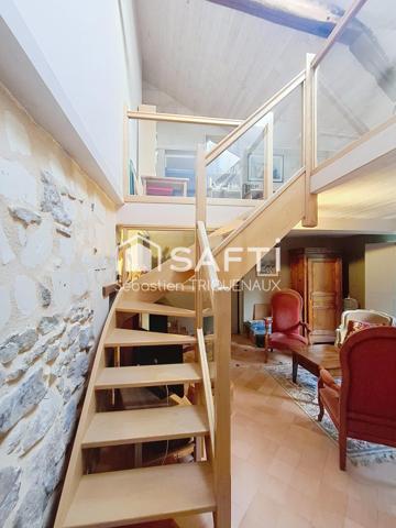 TRES JOLIE MAISON BORDS DE LOIRE, CUNAULT