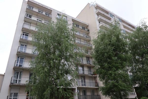 Appartement T1 spacieux avec balcon, parking et cave