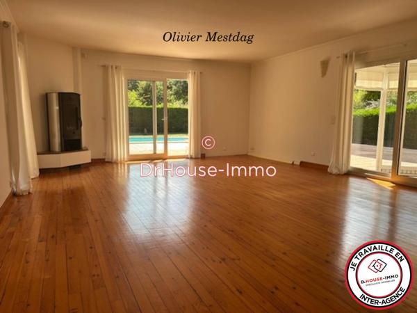 Maison à vendre 5 pièces de 182 m²
