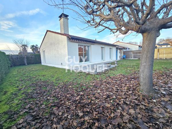 LONS PERLIC Maison plian pied 3 chambres avec garage.