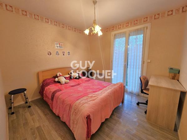 LONS PERLIC Maison plian pied 3 chambres avec garage.