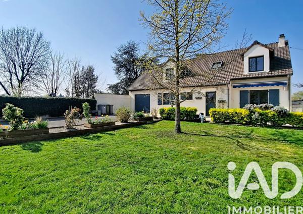Maison à vendre 7 pièces 139 m² Saint-Fargeau-Ponthierry
