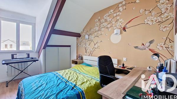 Maison à vendre 7 pièces 139 m² Saint-Fargeau-Ponthierry