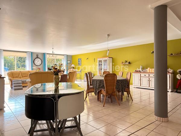 Vente Maison320 m² - 7 Pièces - ARGENTRÉ (53210)