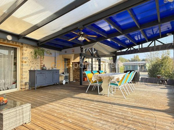 Vente Maison320 m² - 7 Pièces - ARGENTRÉ (53210)