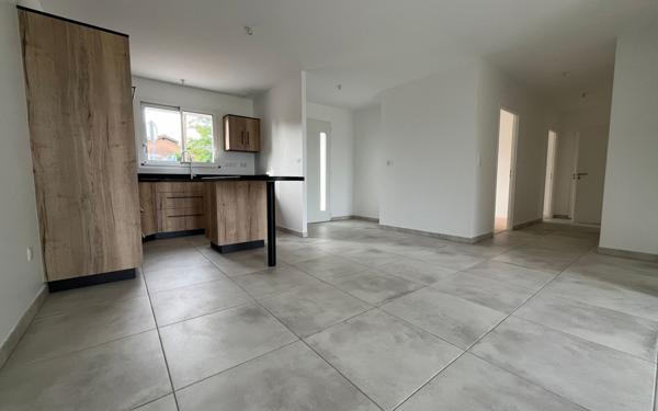 Maison à louer    4 pièces •  Verfeil