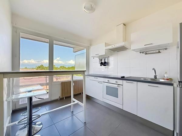 Gaillard – Appartement meublé avec balcon et parking, aux portes de Genève