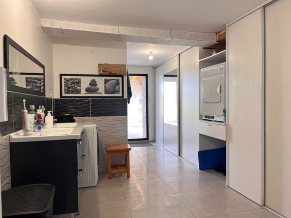 MAULEON, ANCIENNE GRANGE CONVERTIE EN HABITATION, 3 CHAMBRES, JARDIN 1000m², 282000€ FAI