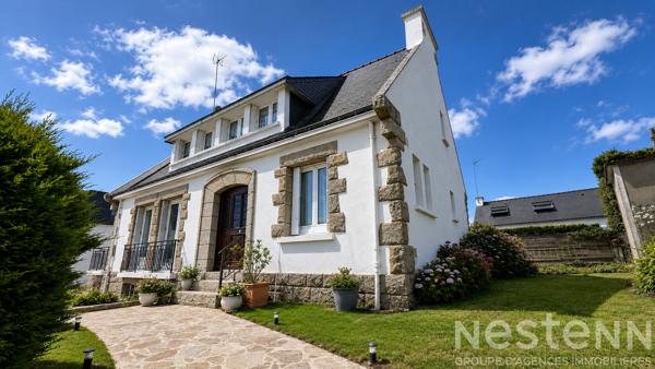 Auray Centre-Ville - Maison familiale de plus de 150 m² avec sous-sol total et jardin