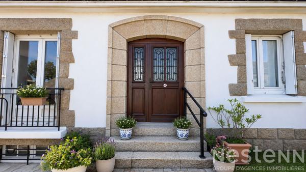 Auray Centre-Ville - Maison familiale de plus de 150 m² avec sous-sol total et jardin