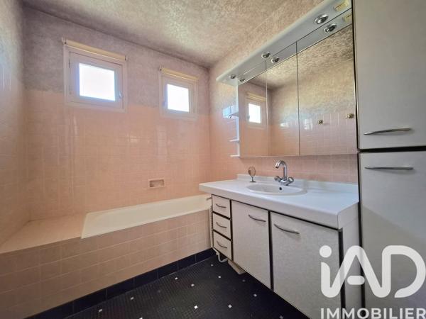 Maison à vendre 4 pièces 94 m² Fougères