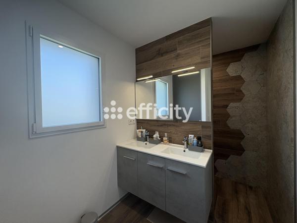 Maison
         6 pièces
        - 128 m² 534 000 € *