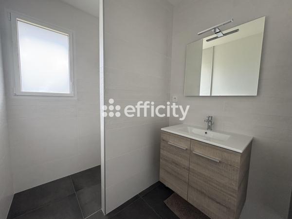 Maison
         6 pièces
        - 128 m² 534 000 € *