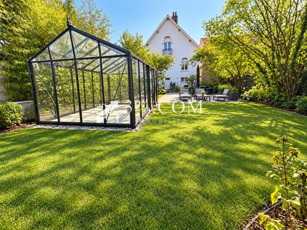 Maison 5 pièce(s) 3 chambre(s) 105 m²