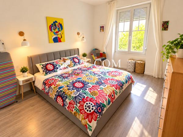 Maison 5 pièce(s) 3 chambre(s) 105 m²