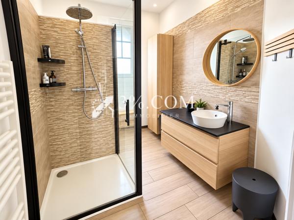 Maison 5 pièce(s) 3 chambre(s) 105 m²