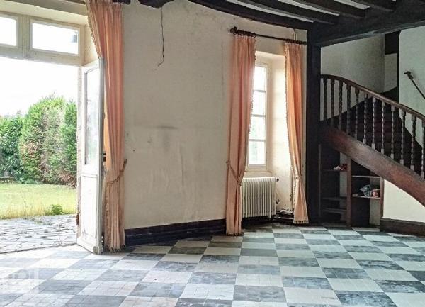 Maison à vendre    6 pièces •  Montmarault