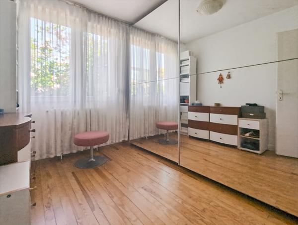 Maison Bruges 7 pièce(s) 212.39 m2