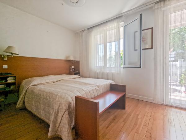 Maison Bruges 7 pièce(s) 212.39 m2