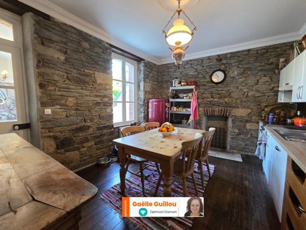 Morlaix : Charmante maison de ville de 151m² - 7 pièces + Studio au RDC