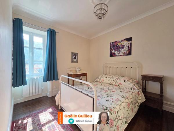 Morlaix : Charmante maison de ville de 151m² - 7 pièces + Studio au RDC