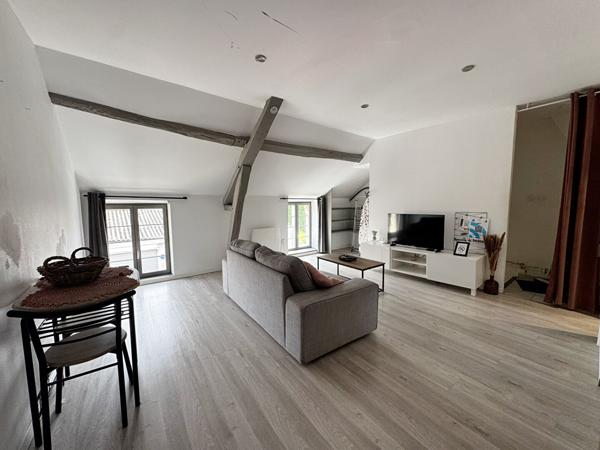 Appartement T1 meublé à louer à Louvroil - Réf. 664