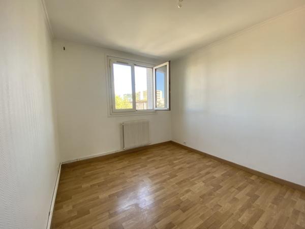 Saint-Étienne (42100) Appartement 3 chambres + balcon secteur Bellevue