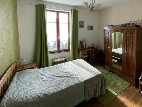 Maison à vendre de 118 metre carre SAINT BARBANT (87) 139 500€