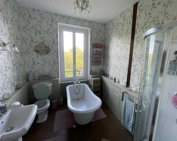 Maison à vendre de 118 metre carre SAINT BARBANT (87) 139 500€