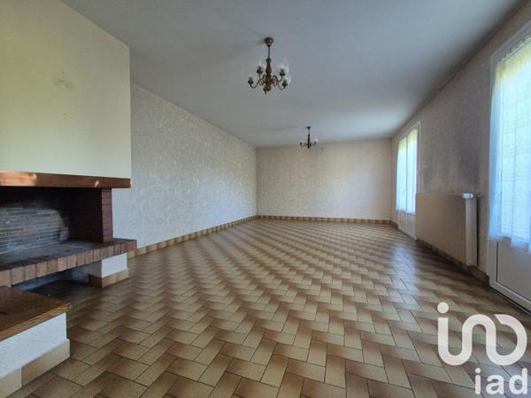 Maison 4 pièces de 90 m² à Thouars (79100)