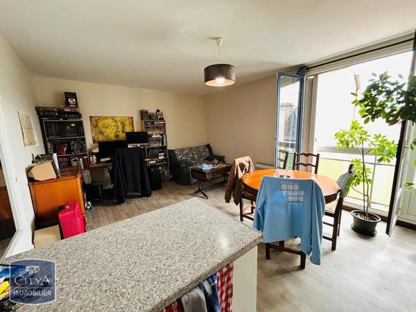 Appartement à louer 1 pièce 32.41m² Chartres (28000)