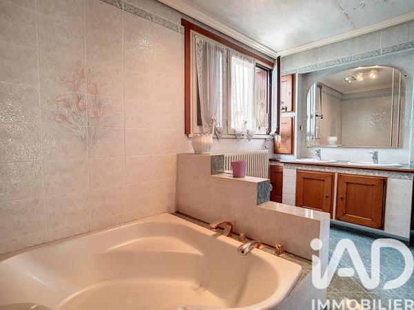 Maison à vendre 6 pièces 143 m² Montargis